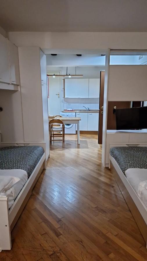 Historic Center - With 2 Single Beds Lejlighed Bologna Eksteriør billede